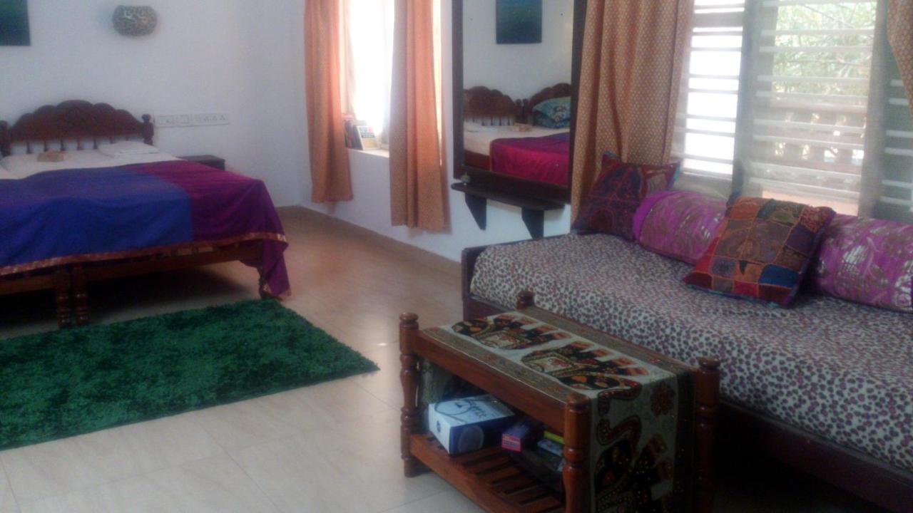 Sangeeth Beach Resort Kovalam Rum bild
