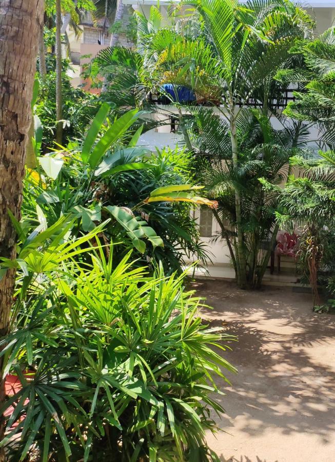 Sangeeth Beach Resort Kovalam Exteriör bild