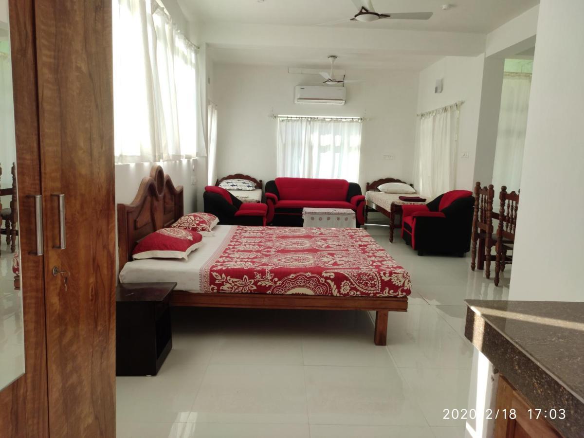 Sangeeth Beach Resort Kovalam Exteriör bild